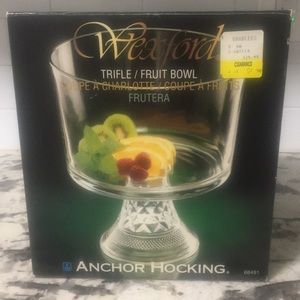 Anchor Hocking Wexford Vintage Trifle/Fruit Bowl with Original Box
